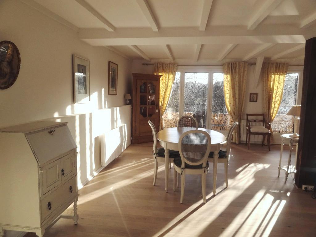 Le Loft Campagnard Διαμέρισμα Ζιβερνί Δωμάτιο φωτογραφία